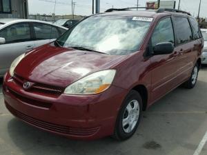 2005 TOYOTA SIENNA FOR SALE AT AUCTION PRICE CALL 08067816891