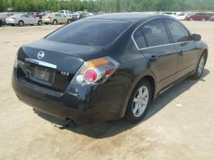 CLEAN NISSAN ALTIMA  FOR SALE AT AUCTION PRICE CALL 08067816891