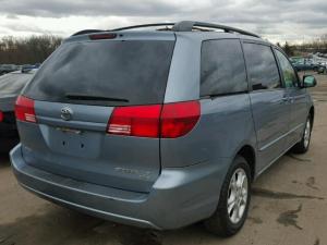 FOR SALE 2004 TOYOTA SIENNA AT AUCTION PRICE