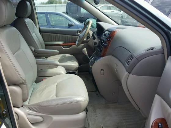 VERY GOOD SOUND 2007 TOYOTA SIENNA FOR SALE CALL 08067816891 in Lagos, 