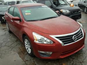 VERY GOOD SOUND 2014 NISSAN ALTIMA  FOR SALE CALL MR AZA THOMAS ON +2349031964927