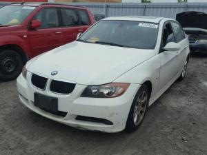 VERY GOOD SOUND 2006 BMW-323  FOR SALE CALL MR AZA THOMAS ON +2349031964927