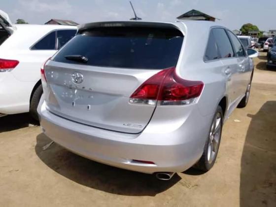 Foreign used toyota venza 2014 model in Ogun, 