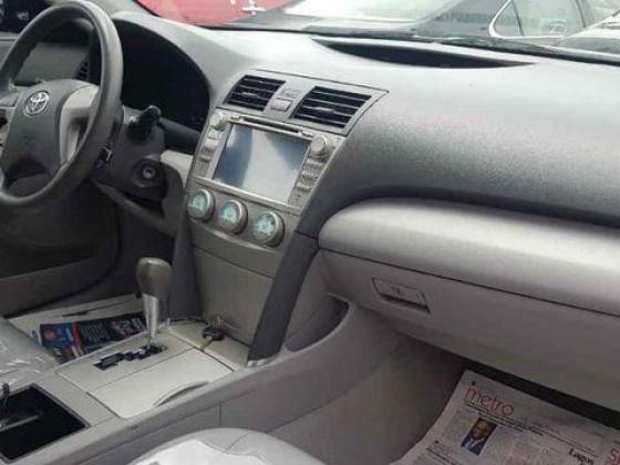 Well maintained foreign used toyota camry 2008 model blue in Ogun, 