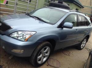 Neatly used Lexus rx330 2004 model