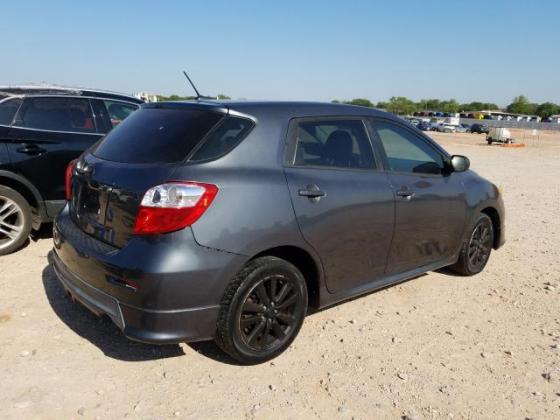 CLEAN CUSTOM TOYOTA MATRIX in Lagos, 