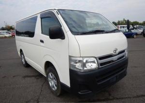 2013 TOYOTA VAN FOR SALE CALL:07045512391