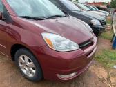 Clean and neat Toyota Sienna 2007 model for sale